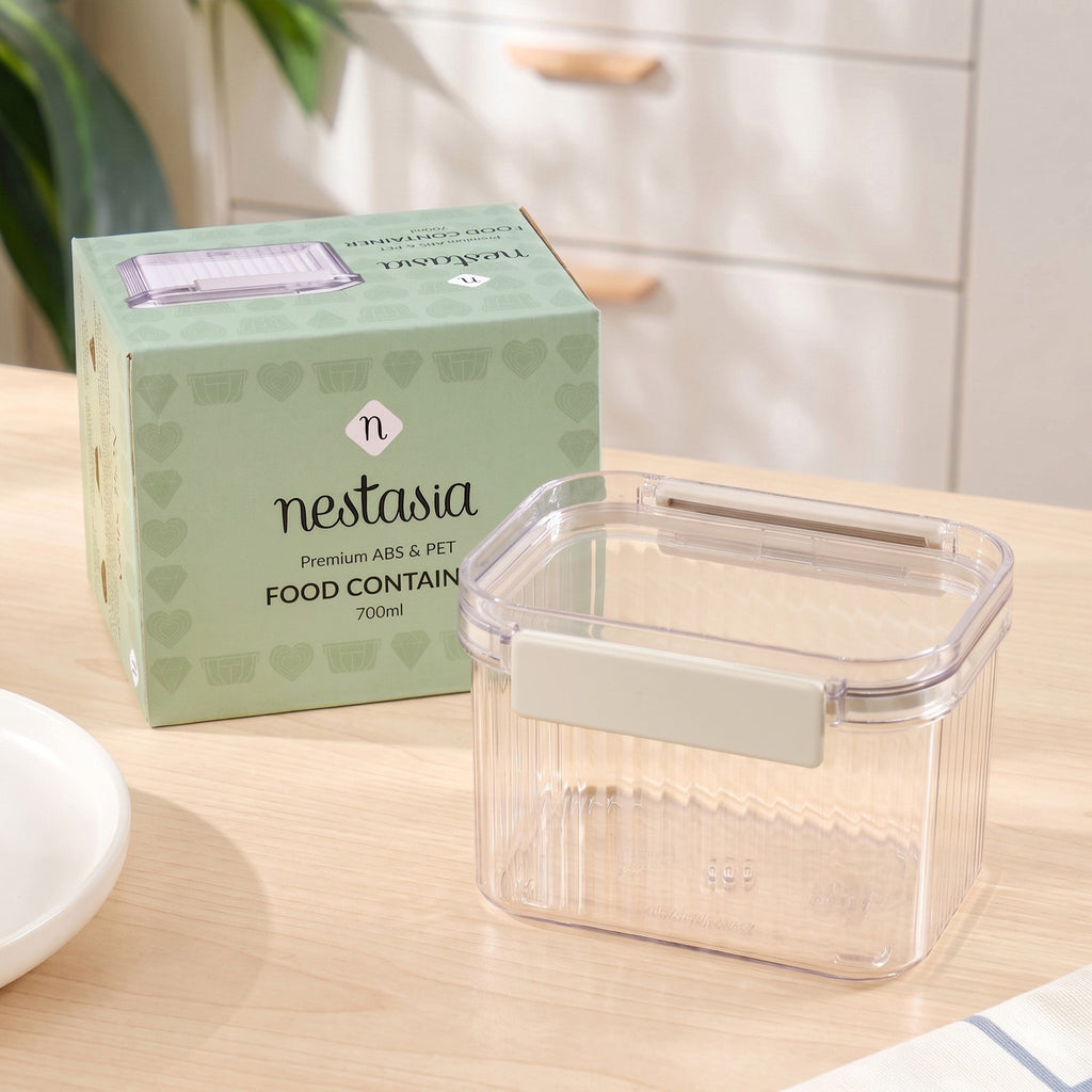 Airtight Storage Container With Clip Lock Lid 650ml