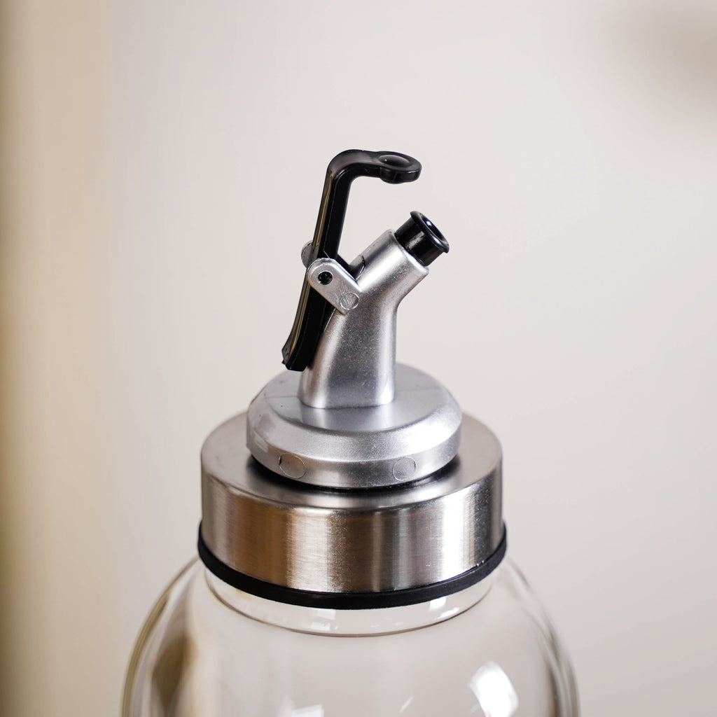 Glass Oil Dispenser Bottle With Measurement Marking 750ml