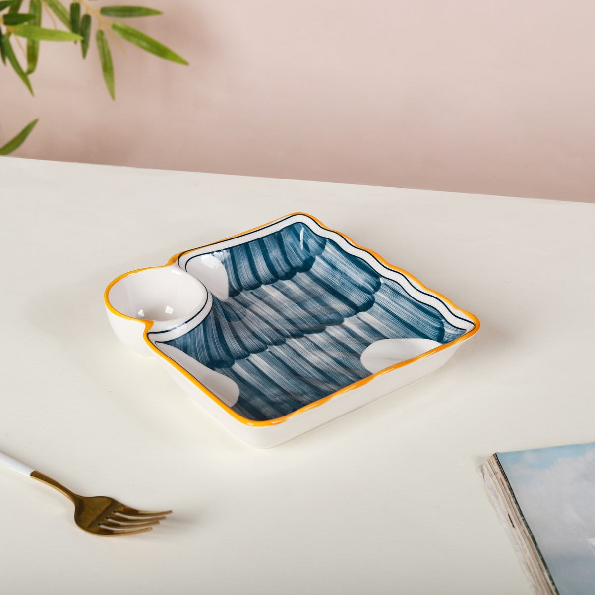 Capri Chip and Dip Plate