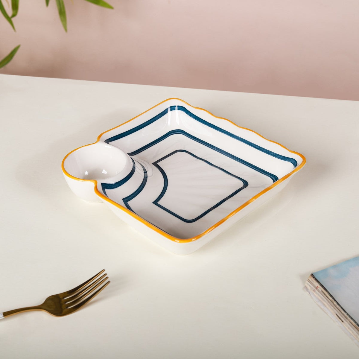 Capri Chip and Dip Plate