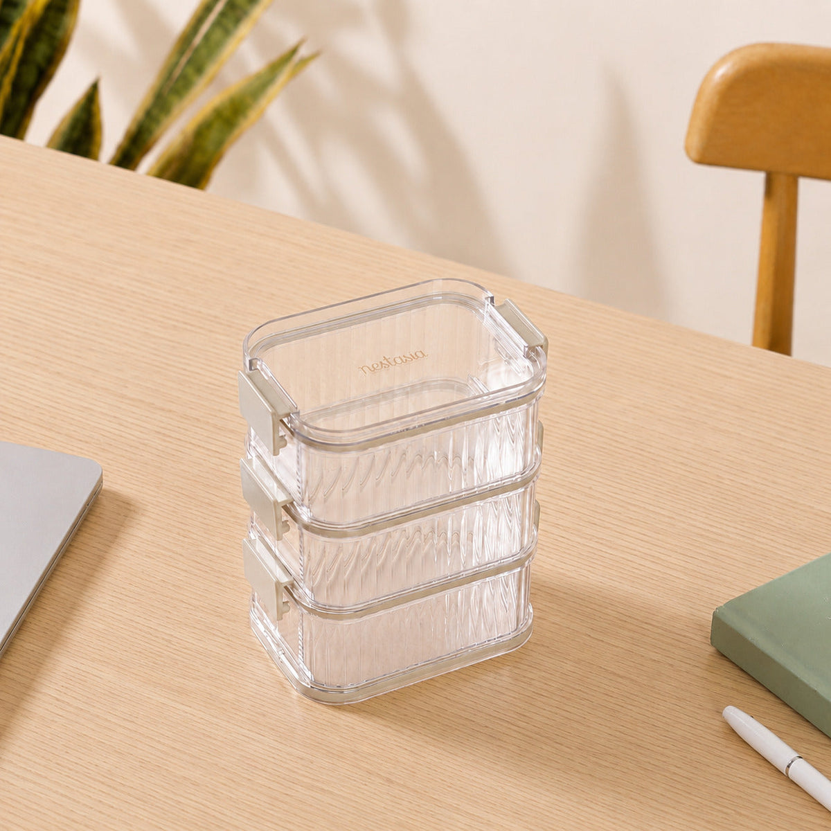 Multi Tiered Food Storage Containers With Clip Locks Set Of 3 780ml