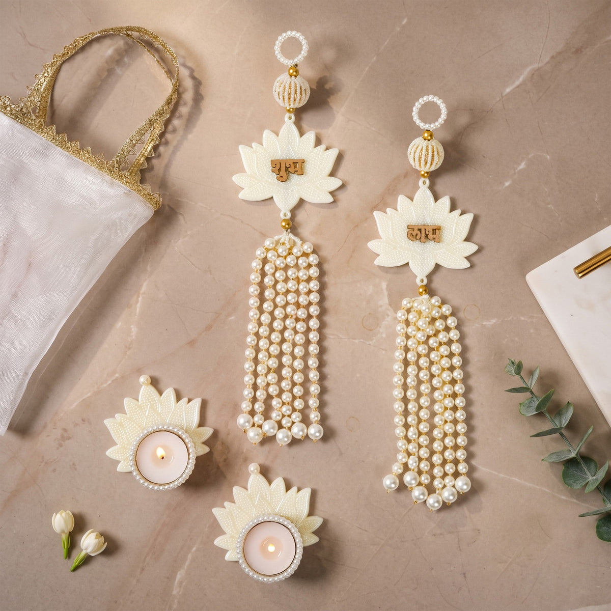 Pearl Shub Labh Wall Hanging With Tealight Set Of 4 In Gift Bag