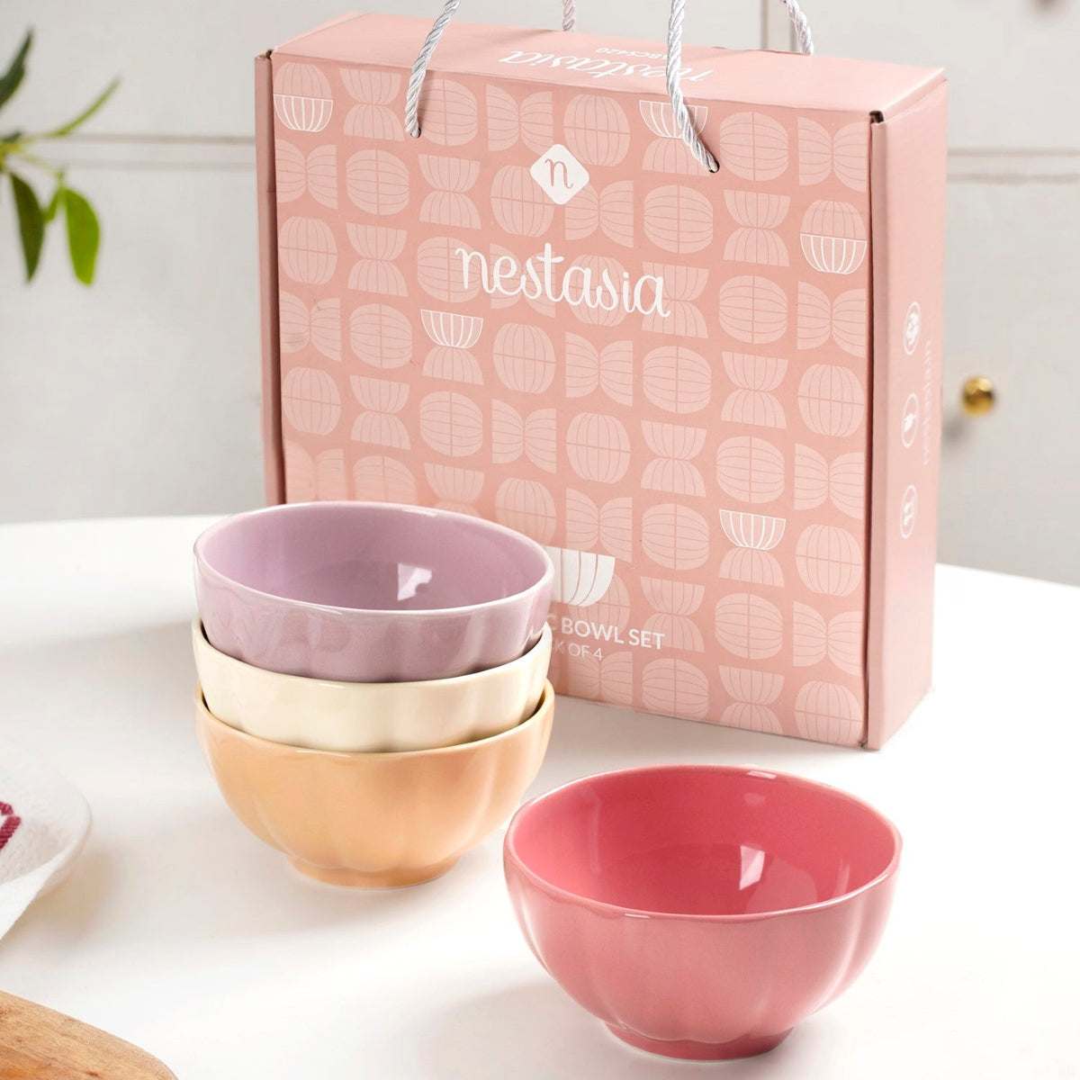 Pastel Gloss Finish Ceramic Bowl Set Of 4 310ml